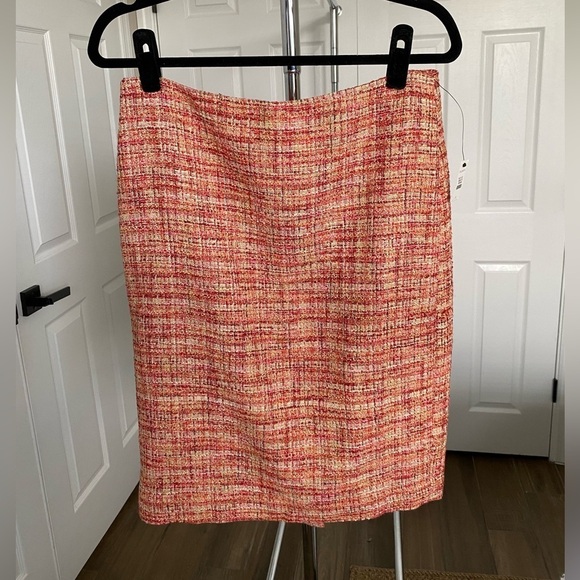 Talbots Tweed Pencil Skirt Pink and Red Multicolor Size 8 NWT - Picture 3 of 11